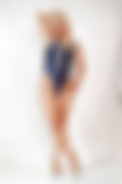 Shiny Leotards/Gallery 003 - Tanya A/003sl_012.jpg