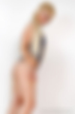 Shiny Leotards/Gallery 003 - Tanya A/003sl_018.jpg