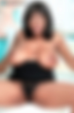 Scoreland.com SiteRip - Part #1/00058-October 2001 Voluptuous-Amanda White/1024/Amanda12.jpg