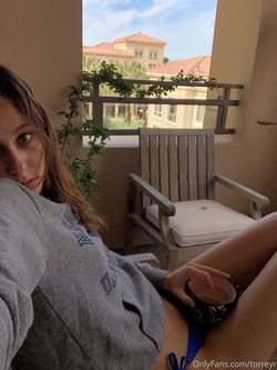 [Onlyfans] Siterip - @stellabarey [2379 images] [522 videos]/pics/2020-05-04_282636701.jpg