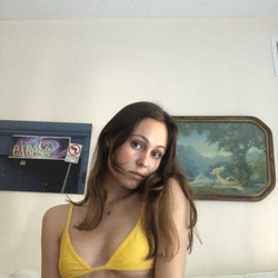 [Onlyfans] Siterip - @stellabarey [2379 images] [522 videos]