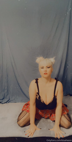 [OnlyFans.com] TheBlueHexxx - SiteRip/Images/1036x2036_8b61b67590ef8ae45ac8a3c6229a1684.jpg